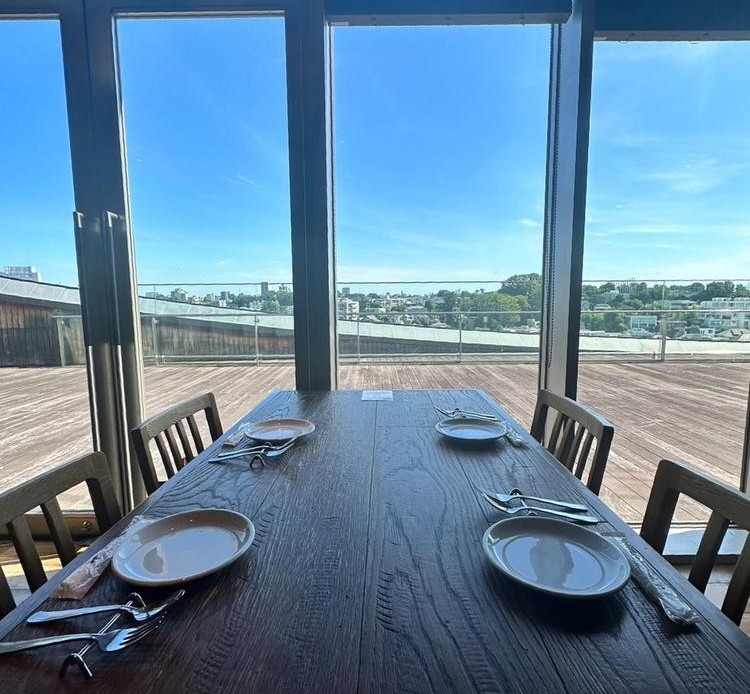 二子玉ライズの7階でお待ちしています！