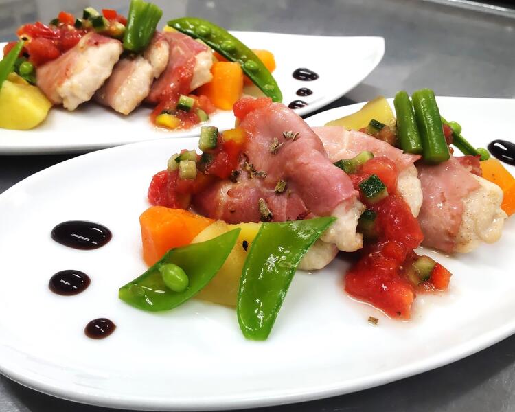 彩り鮮やかに豊富なお野菜！