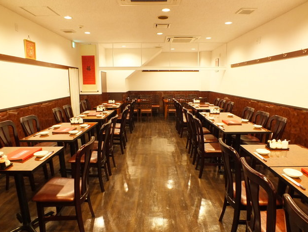 綺麗でひろびろとした店内◎