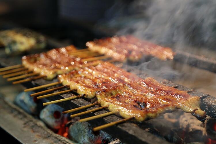 繊細な技術が光るこだわりの料理