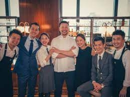 私たちと一緒に働きましょう！