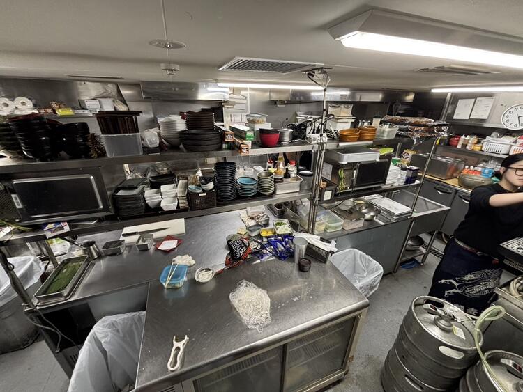 月8日休み・夏冬連休あり