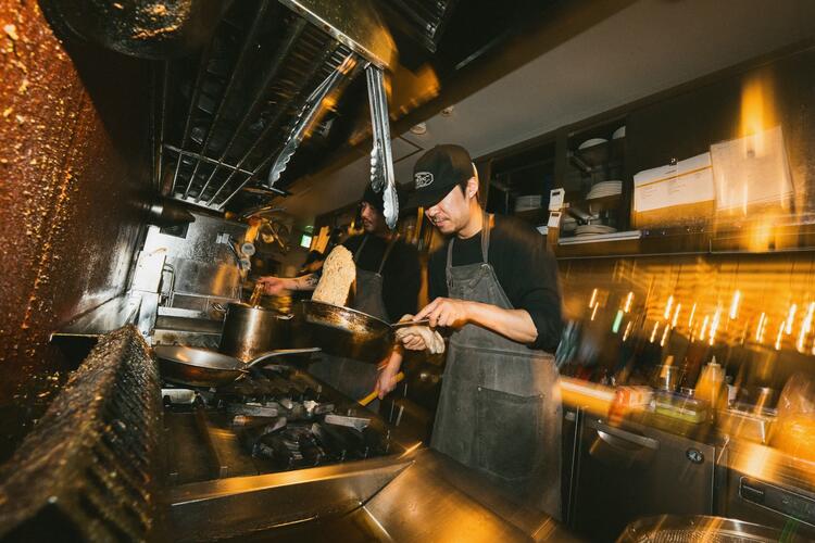 広々としたオープンキッチンです