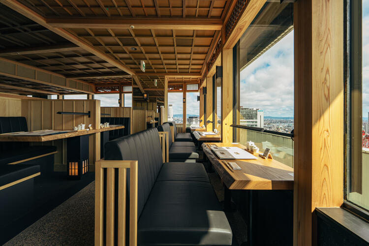 梅田を見下ろす地上１２０ｍの景色