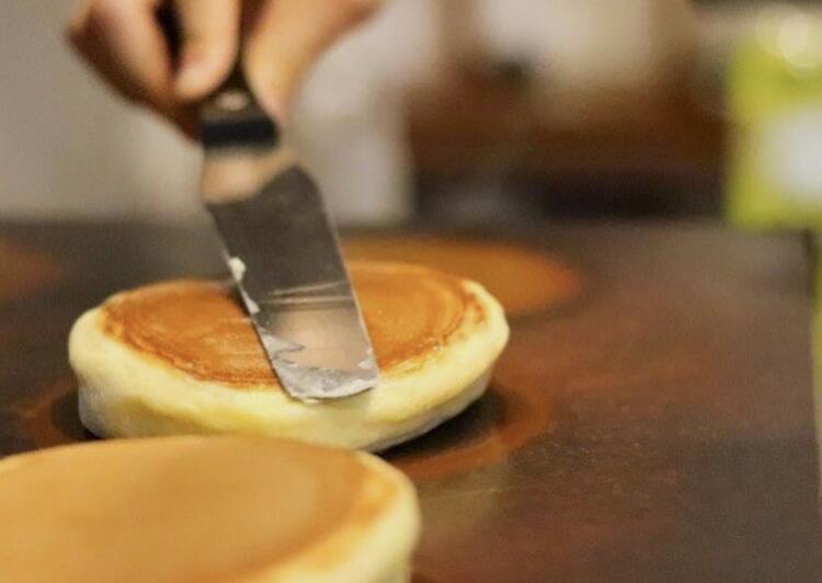 銅板で焼くホットケーキも用意する予定です