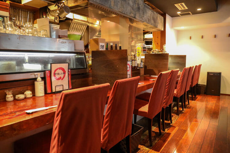 アットホームな雰囲気の店内♪