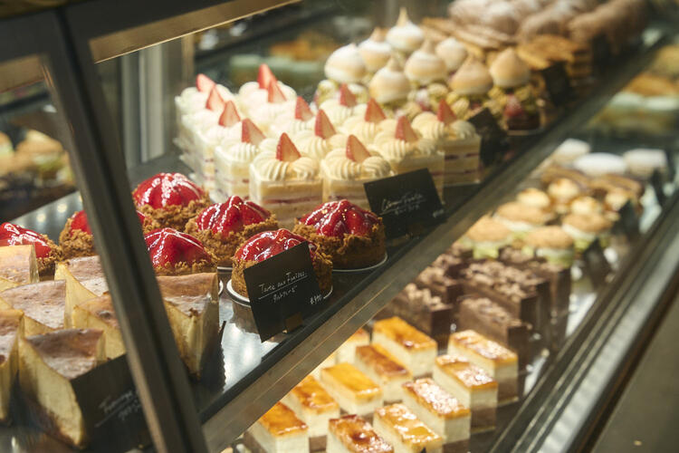 こだわりのスイーツをお届け