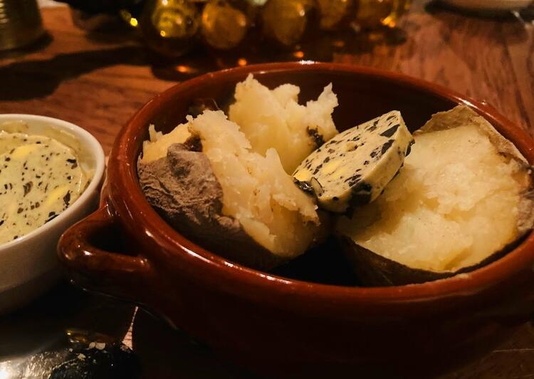 メニュー考案にも積極的に携わってください