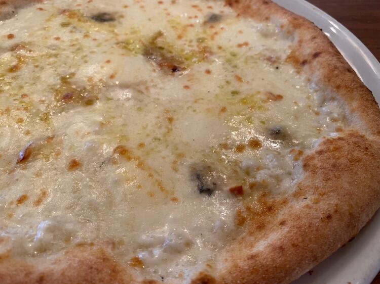 クアトロフォルマッジ