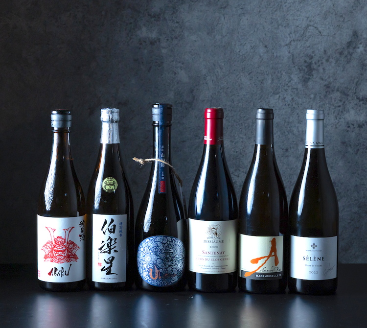 ソムリエ厳選の日本酒、ワインも充実