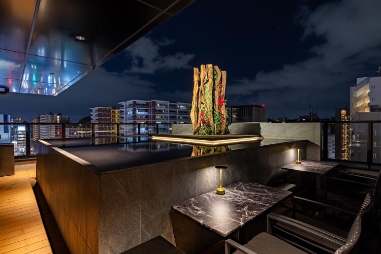 六本松が一望できるペントハウスのテラス