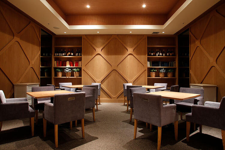 ホール社員を積極採用中★