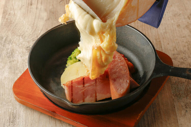 チーズのナイアガラでお客様を笑顔に★