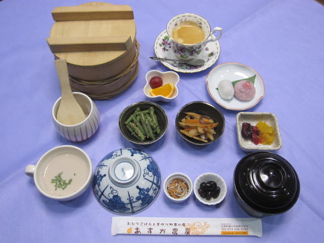 9～17時のランチタイムメインのお仕事♪