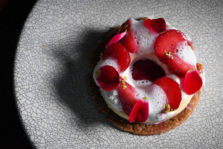 定期的に提供するアシェットデセール