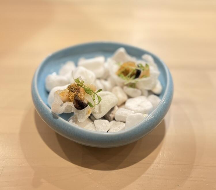 季節の食材を色鮮やかに。