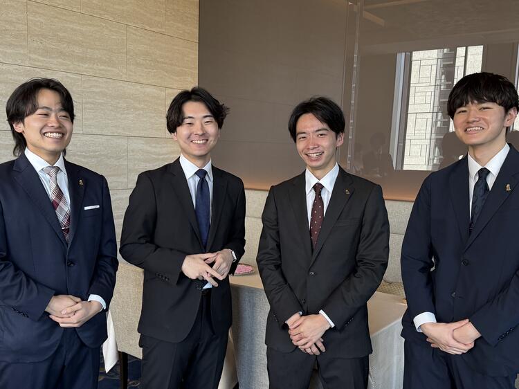 私たちと一緒に経験を積んでみませんか