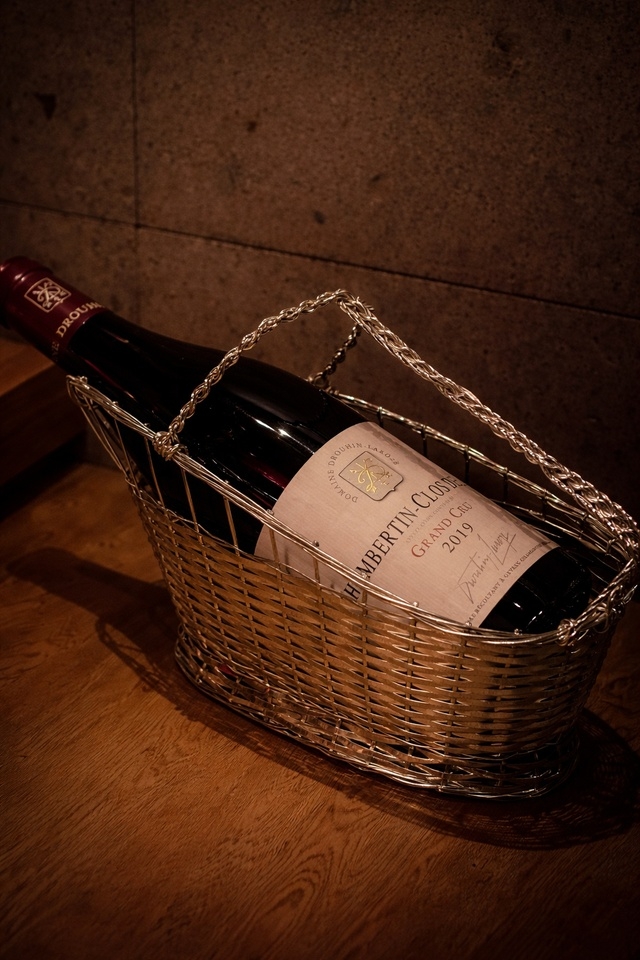 ブルゴーニュワインを中心とした品揃え