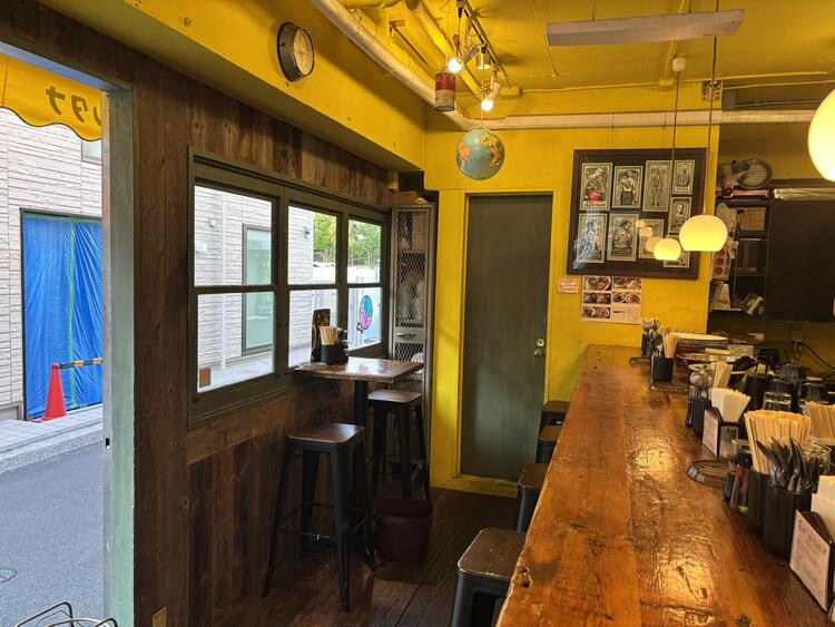 オシャレな隠れ家カリー店♪