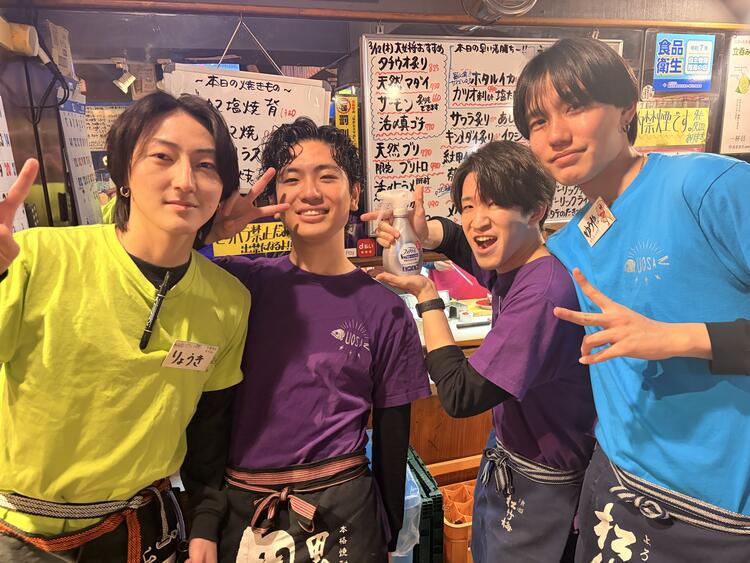 横浜駅ら徒歩4分と好立地☆