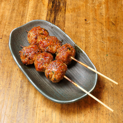 接客スタッフにも一品料理をお願いします◎