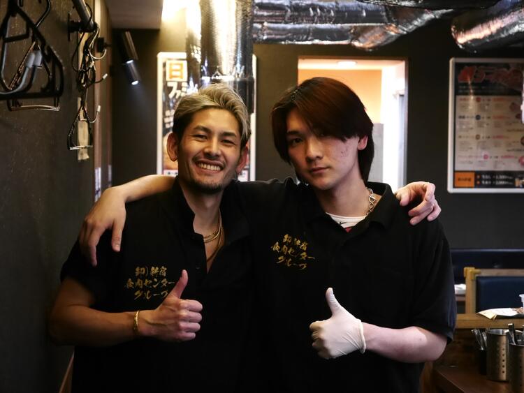 社員、アルバイト関係なく仲の良いスタッフ