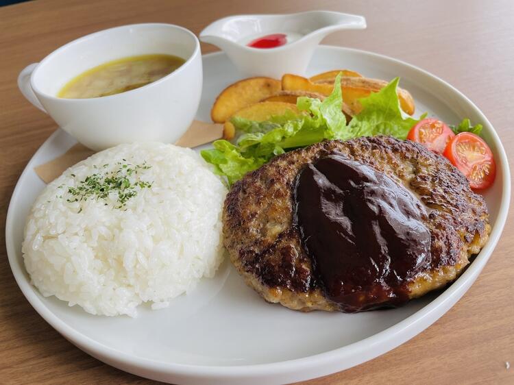 昇給＆業績による年2回の賞与あり★