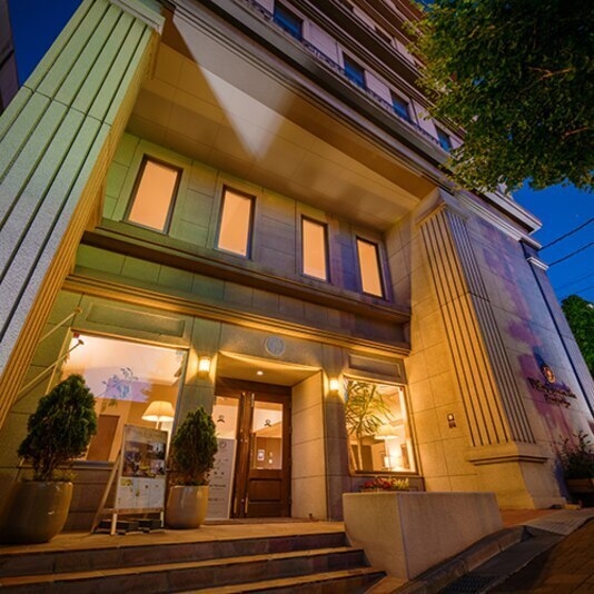 十字街駅より徒歩3分◎車通勤もOK！