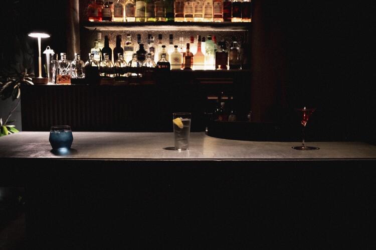 試行錯誤した様々なカクテルを提供