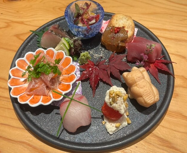 お洒落なカウンター席あり※写真は姉妹店