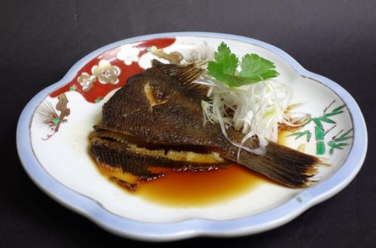 真鶴漁港で仕入れる鮮魚が自慢！