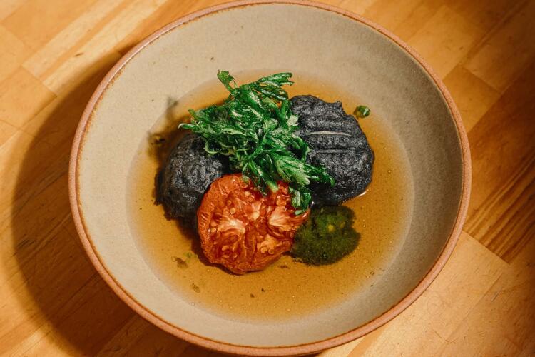 神奈川・静岡食材が中心。地産地消。