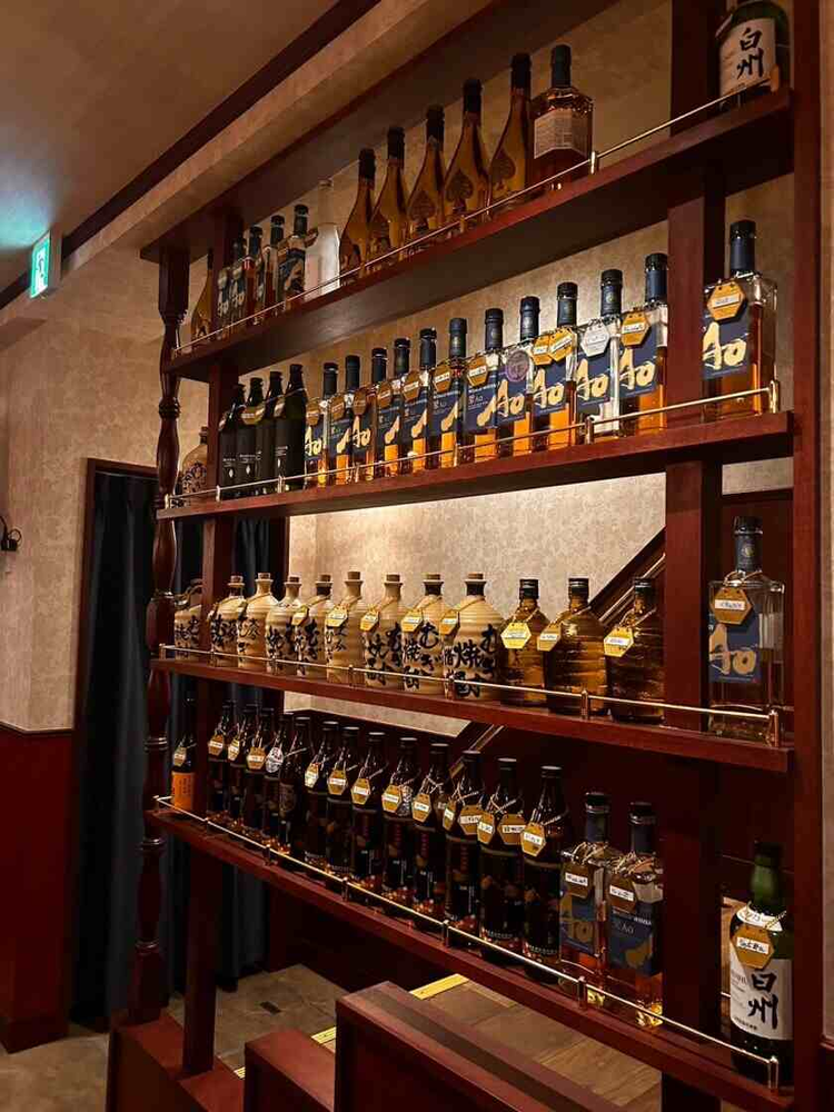 〈紹介制〉＆〈地域密着〉を大切にしたバー