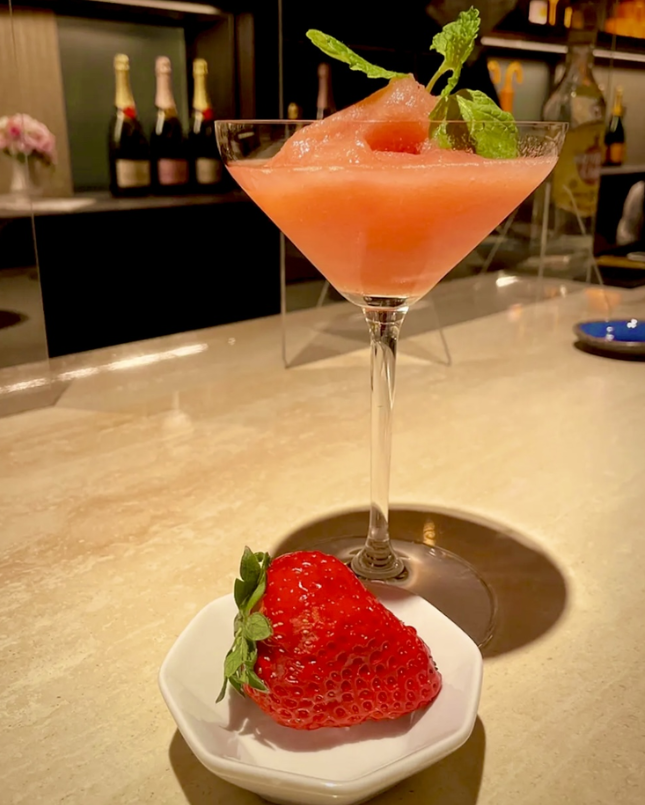 幅広いお酒の知識が身につく※姉妹店画像