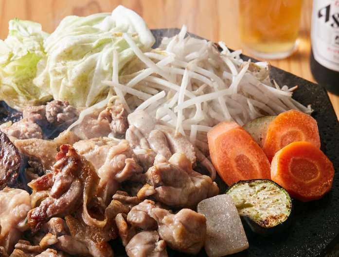 溶岩プレートで楽しむ地鶏焼肉ブランド◎