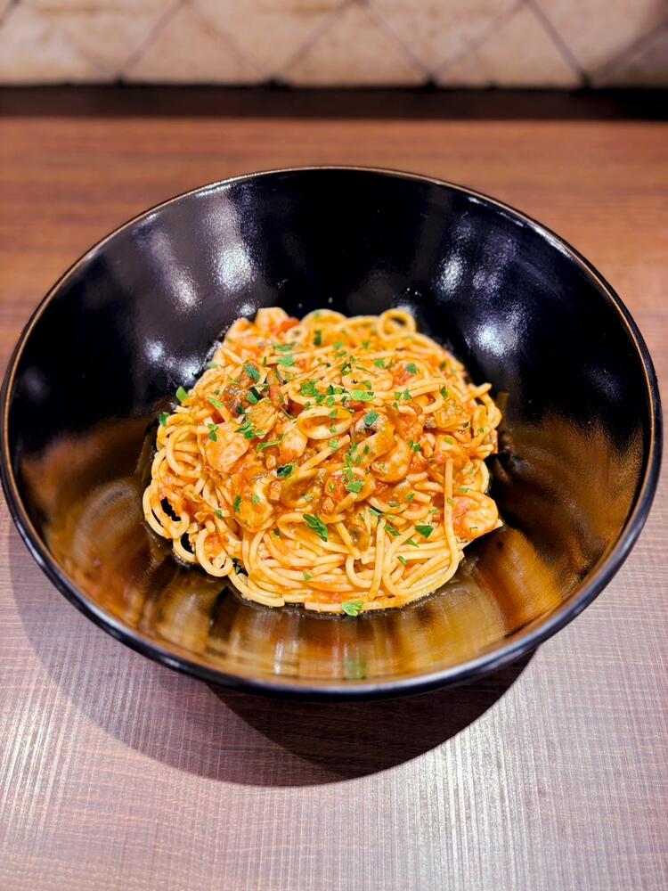 美味しいまかないも付いています♪