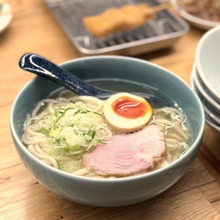 オリジナルメニュー〈〆の自家製麺〉