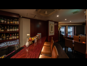 落ち着いた大人な雰囲気のbar