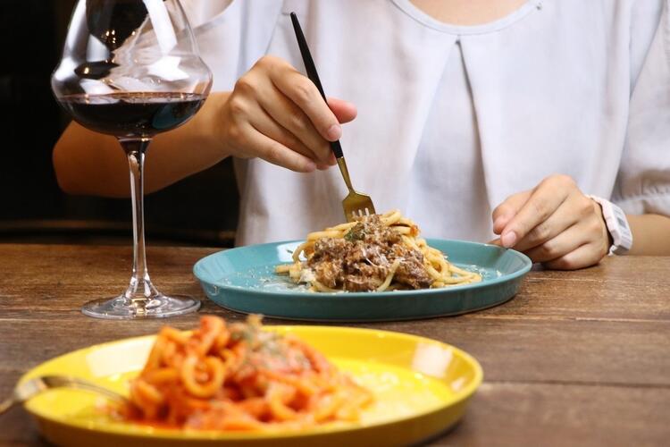 精肉卸自慢の肉をお値打ちに