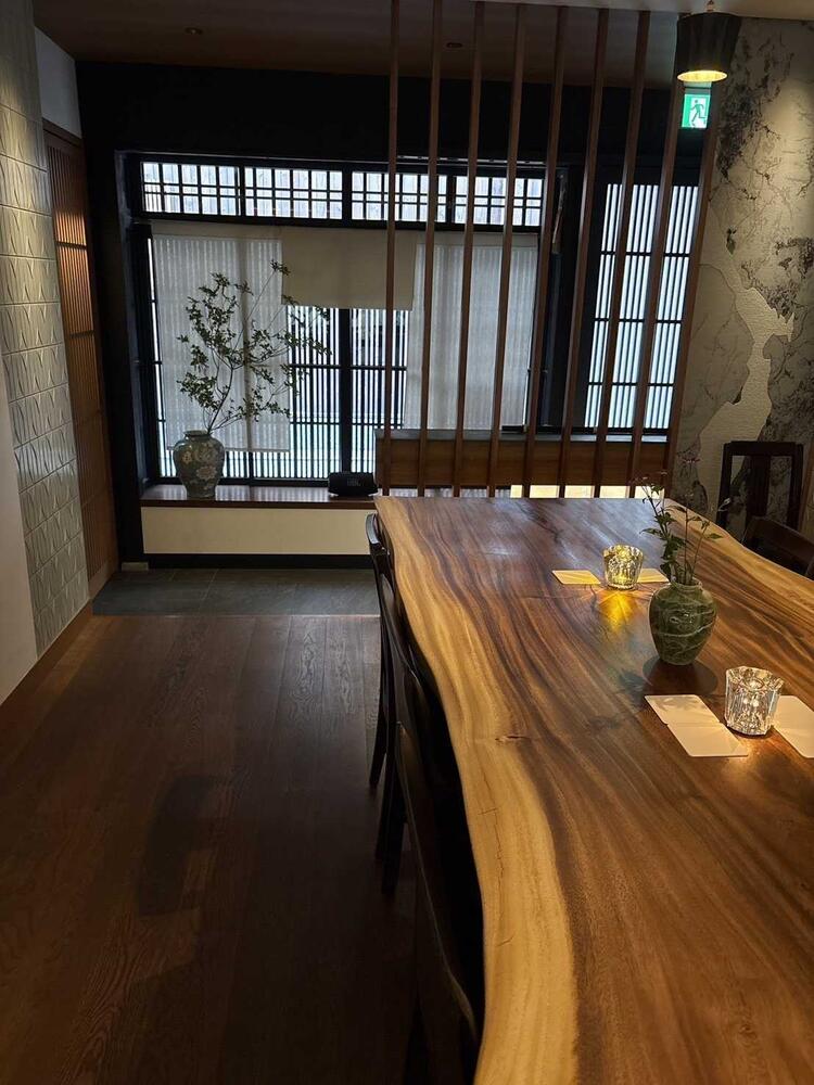 店内はノスタルジーを感じさせる空間