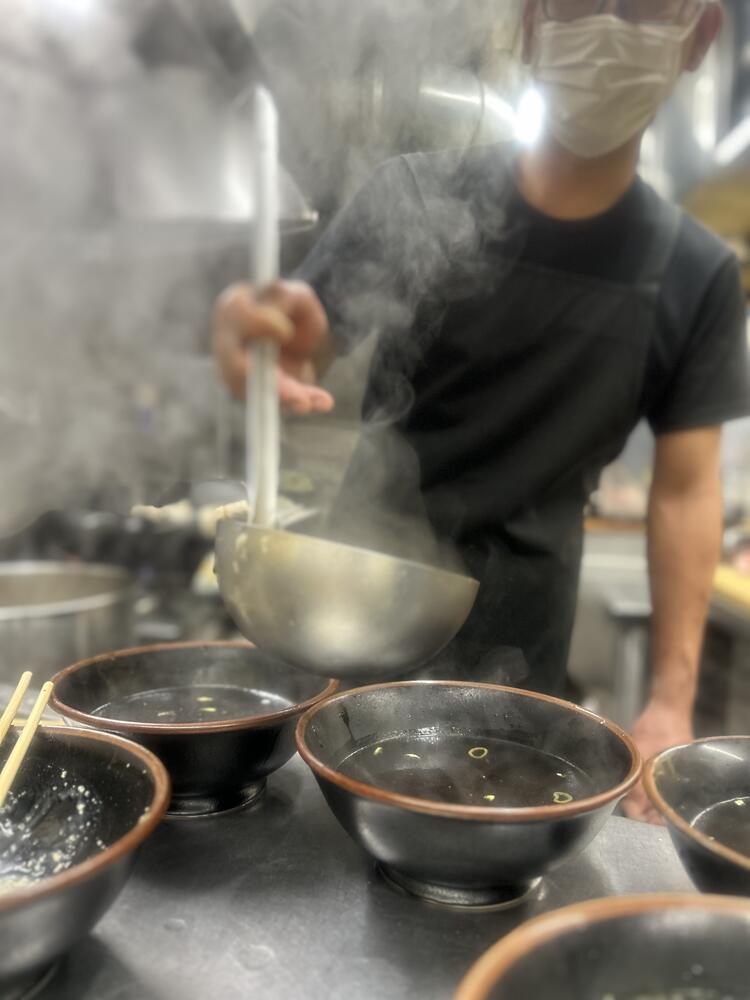 活気あふれる店内です★