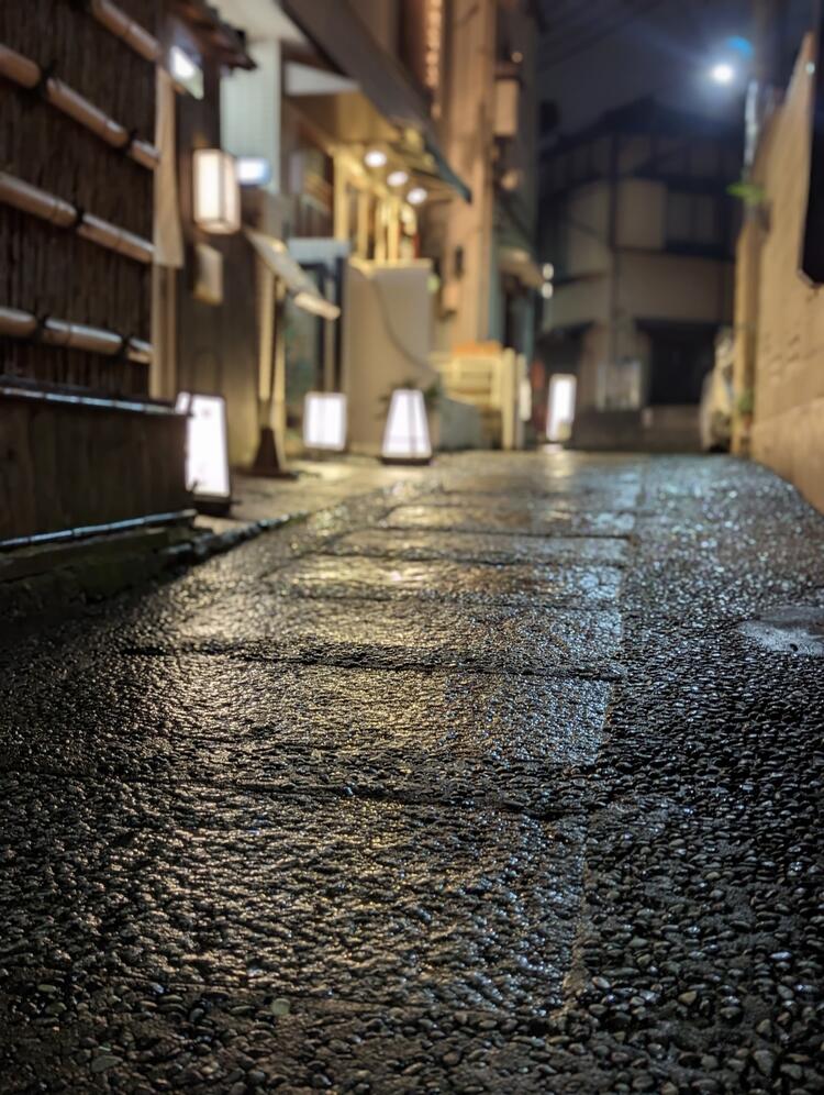 神楽坂の路地裏に佇むお洒落なあ立地♪