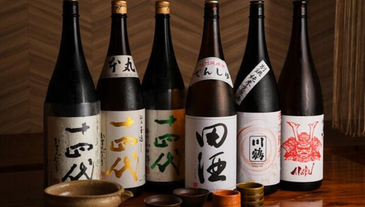 日本酒の品ぞろえも豊富♪