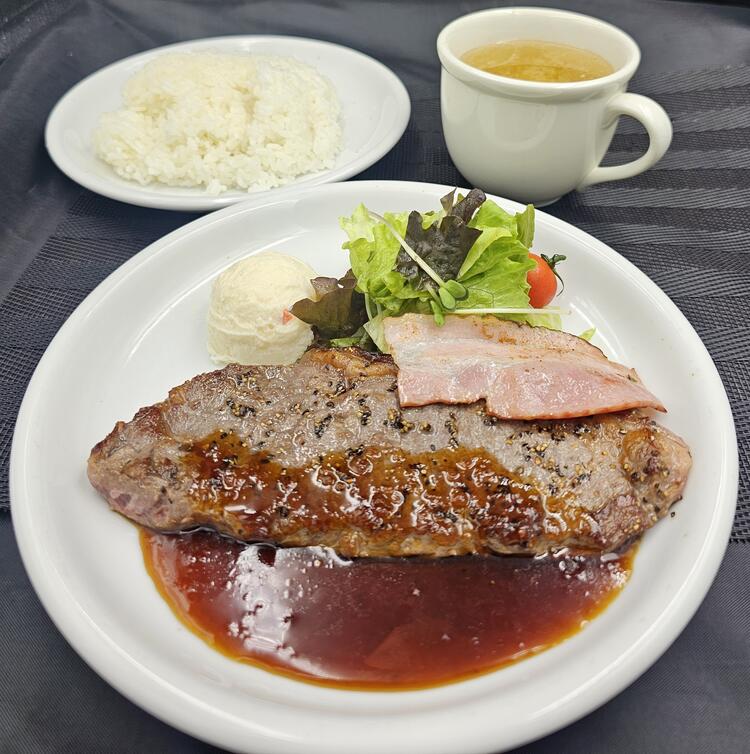 雑誌などのメディアでも話題です☆
