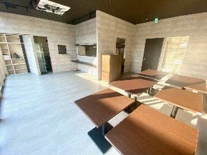 6月オープンのお店です★