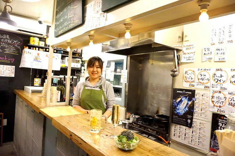 地元民に愛される立ち飲み居酒屋◎