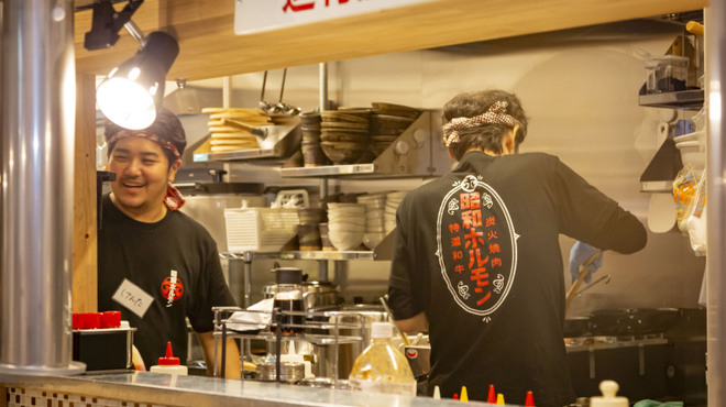 炭火焼肉 昭和ホルモン 玉造店の詳細画像3