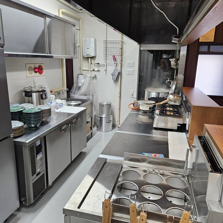 ホールもキッチンもお任せします！
