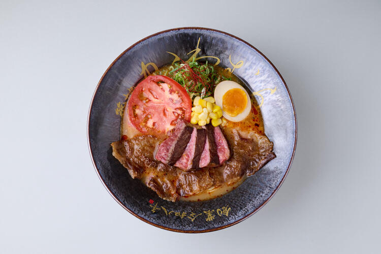 和牛×ラーメンの新ジャンル！