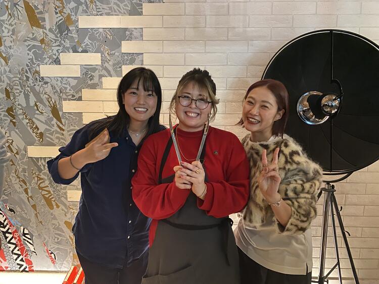 スタッフは和気あいあいとした雰囲気です♪